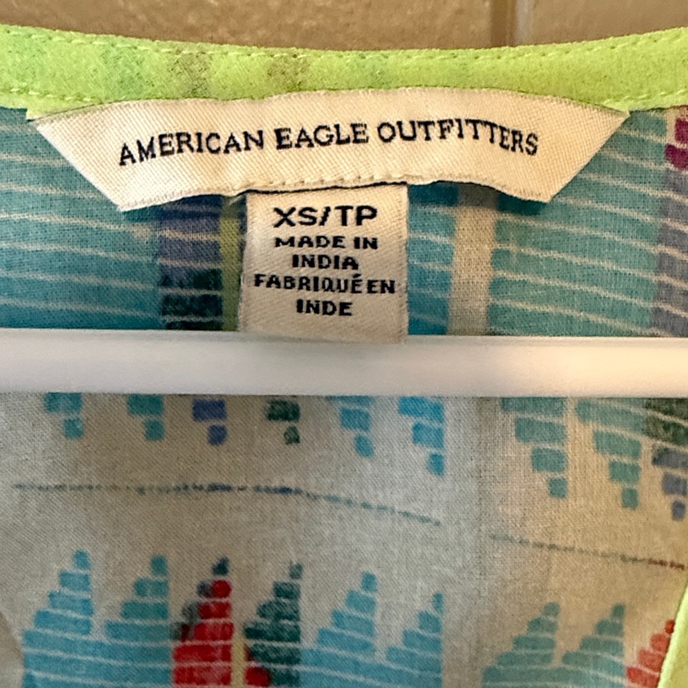 American Eagle flowy Aztec Tank - Picture 2 of 4